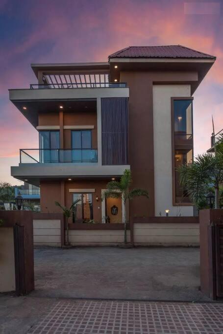 Martini Villa By Aquastay Lonavala Eksteriør billede